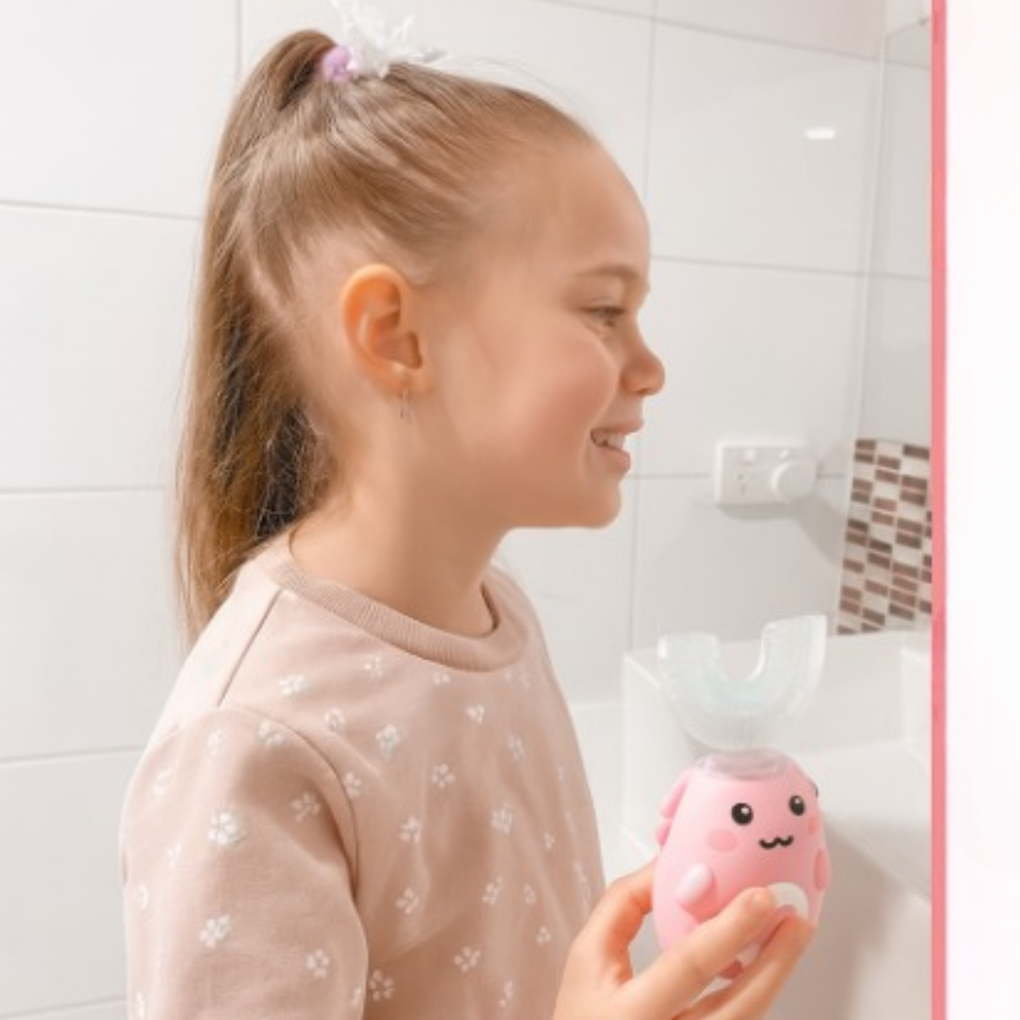 מברשת שיניים חשמלית לילדים בצורת U-DinoBrush™